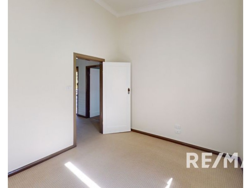 10 Ducker St, Junee NSW 2663