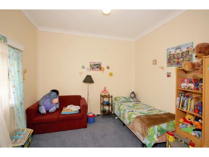 30 Hammond St, Junee NSW 2663