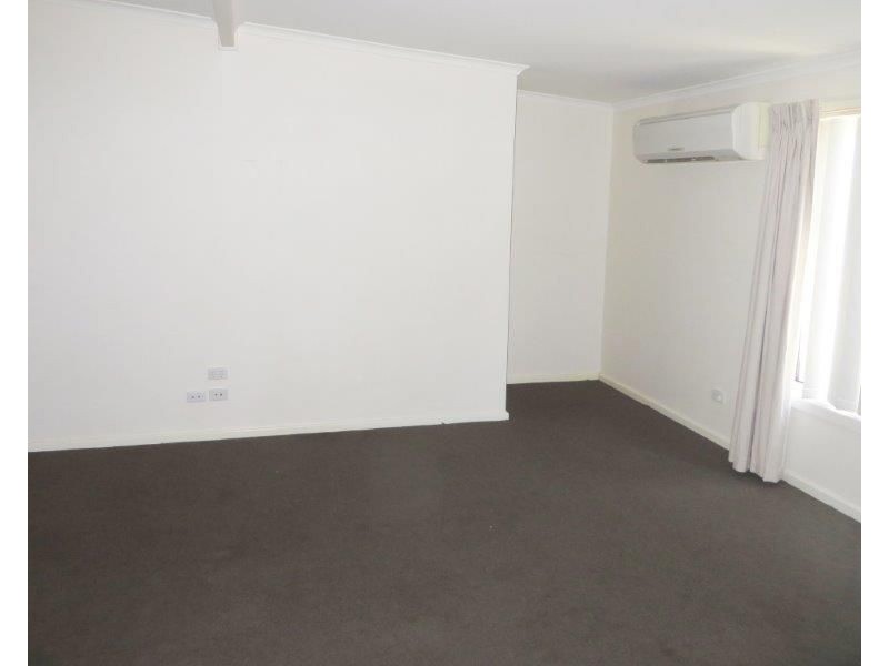 9 Thomas St, Junee NSW 2663