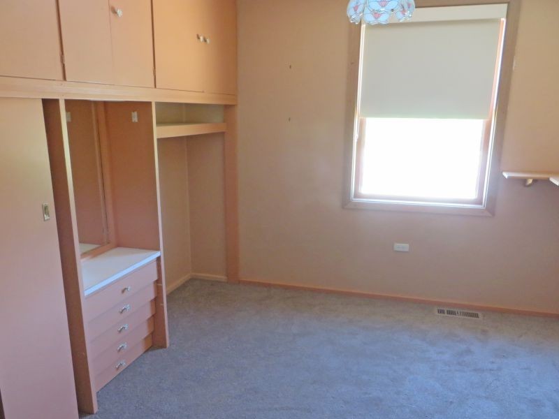 1 Pretoria Ave, Junee NSW 2663