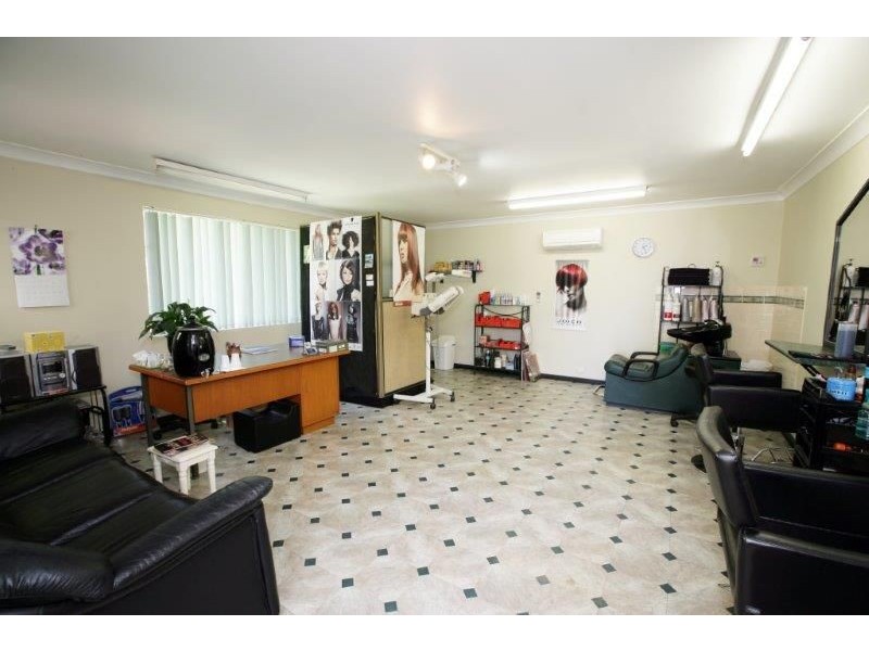 350 Lake Albert Road, Kooringal NSW 2650