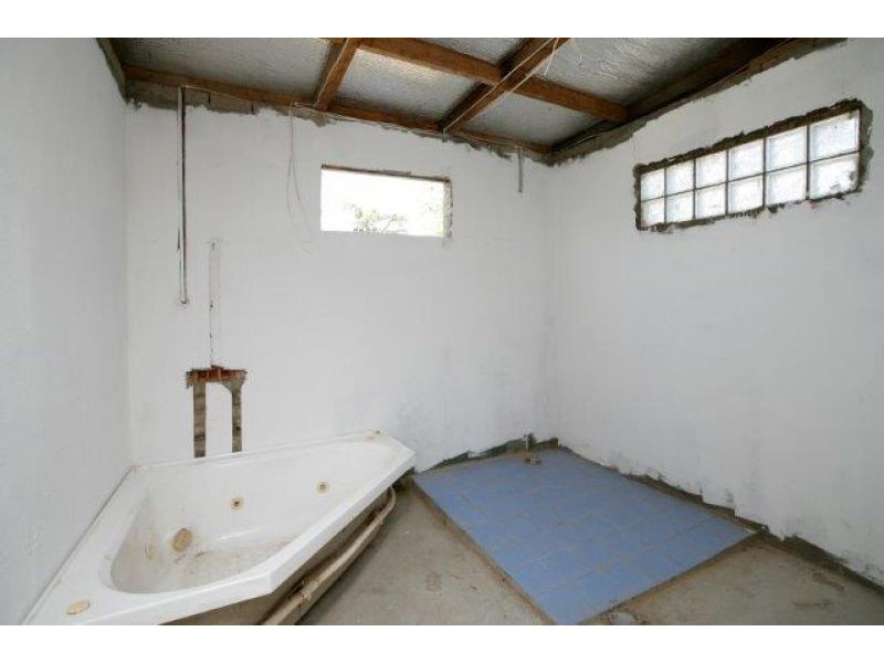 43 – 49 Lisgar St, Junee NSW 2663