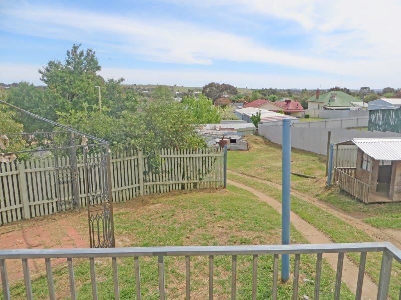 43 Commins St, Junee NSW 2663