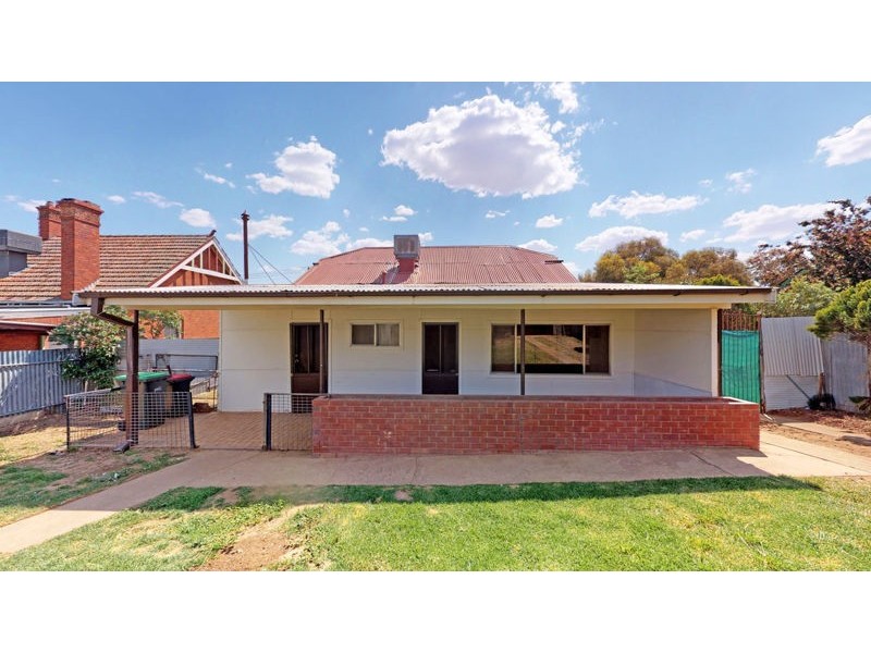 12 Goulburn Street, Junee NSW 2663
