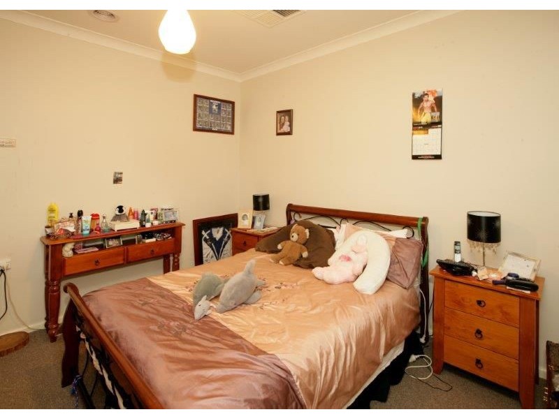 14 George Street, Junee NSW 2663