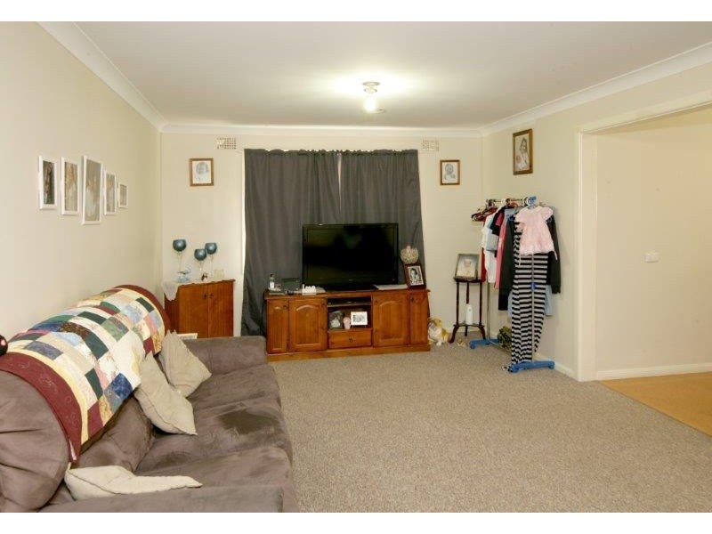 14 George Street, Junee NSW 2663