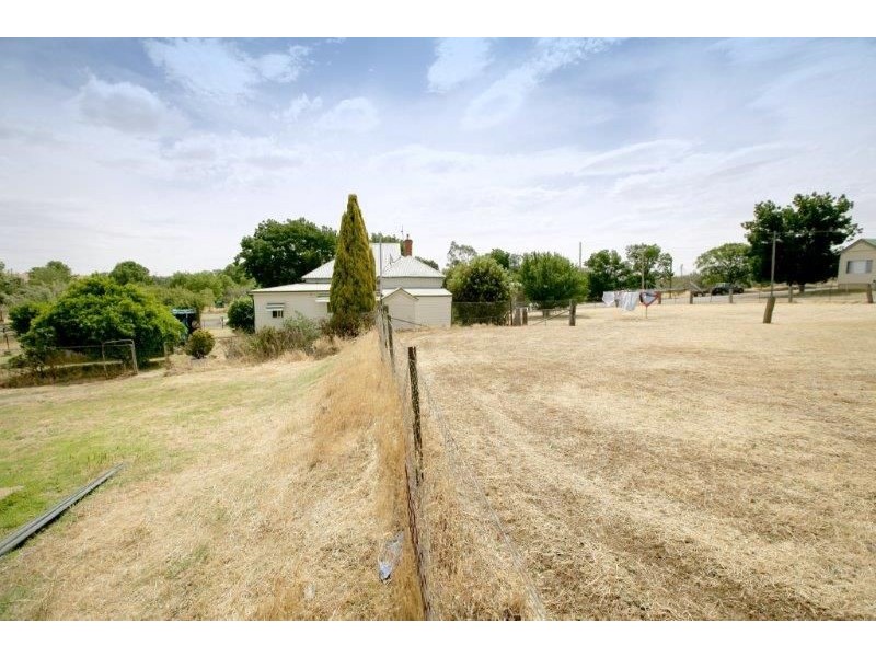 3 Earl Street, Junee NSW 2663