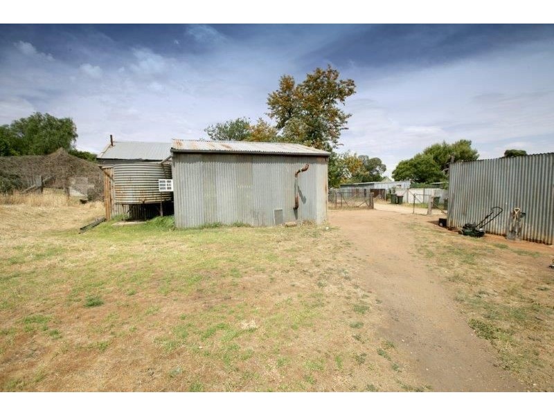 3 Earl Street, Junee NSW 2663