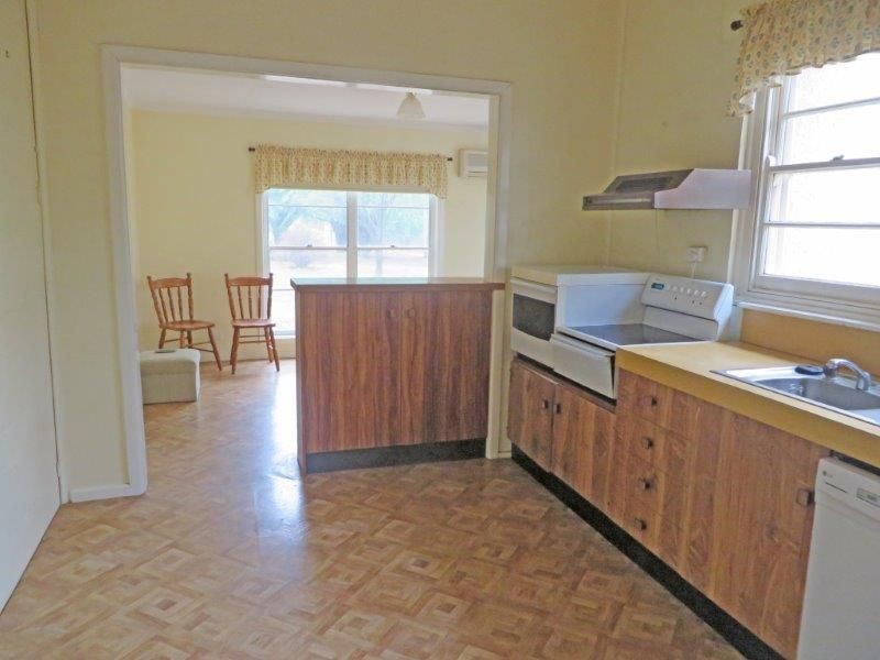 459 Temora Rd, Junee NSW 2663
