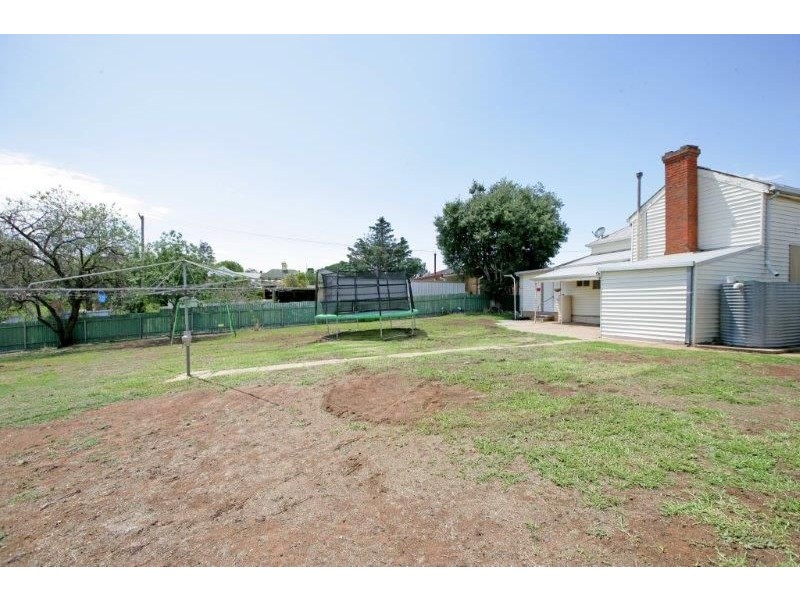 45 Prince St, Junee NSW 2663