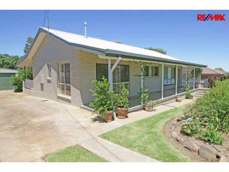41 Pitt St, Junee NSW 2663