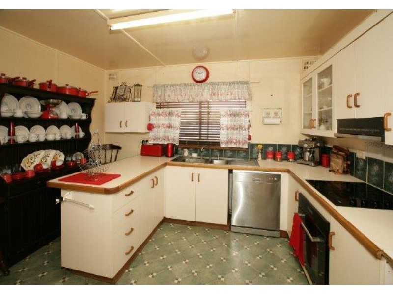 52 George St, Junee NSW 2663