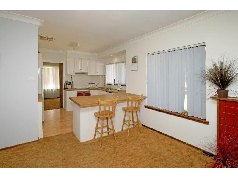 10 Broadway, Junee NSW 2663