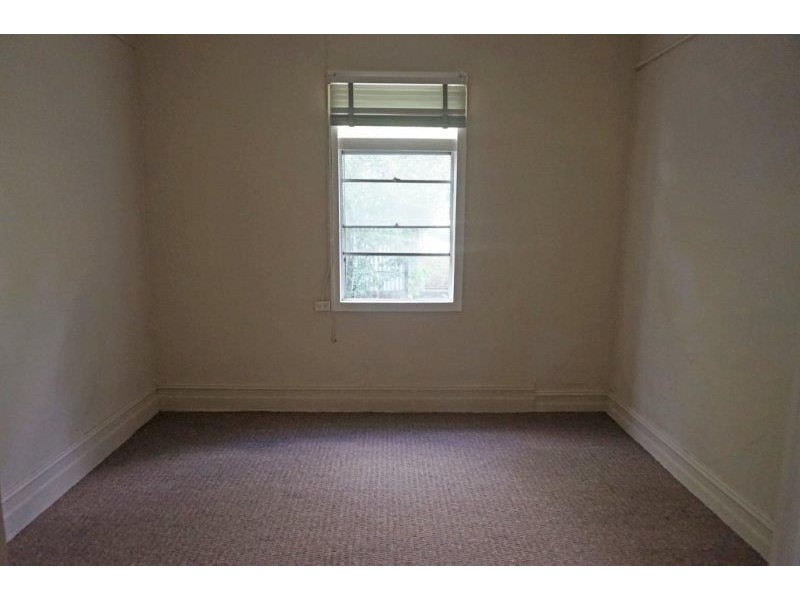 27 George St, Junee NSW 2663