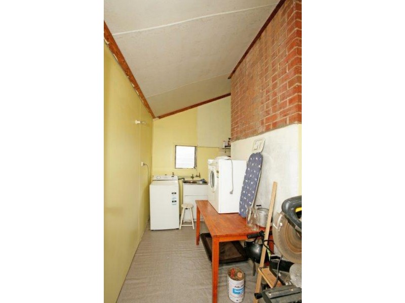 33 Denison St, Junee NSW 2663