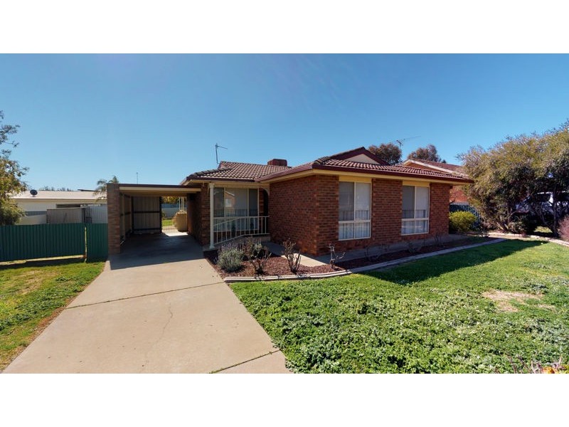 4 Hunter Street, Junee NSW 2663
