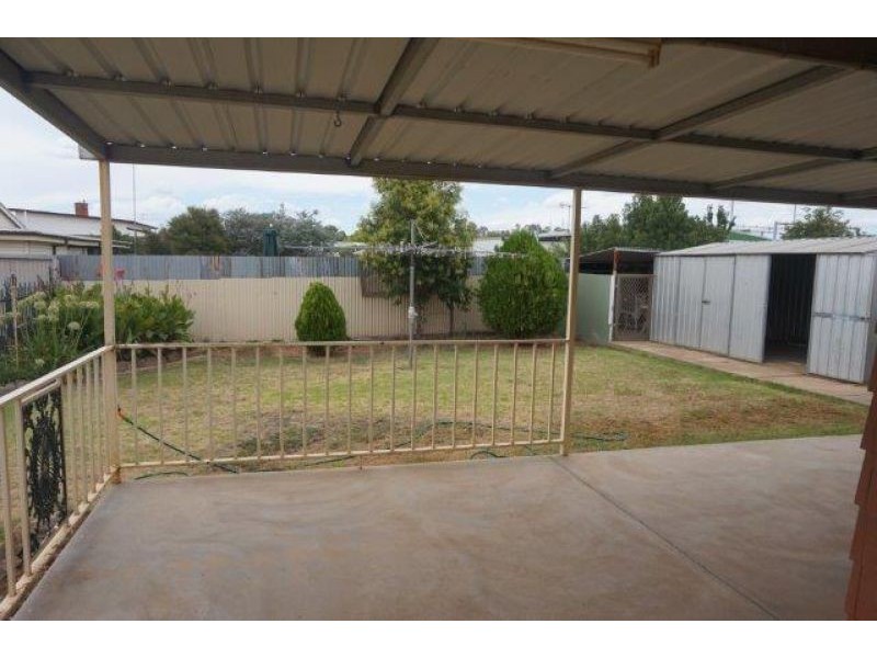 4 Hunter Street, Junee NSW 2663
