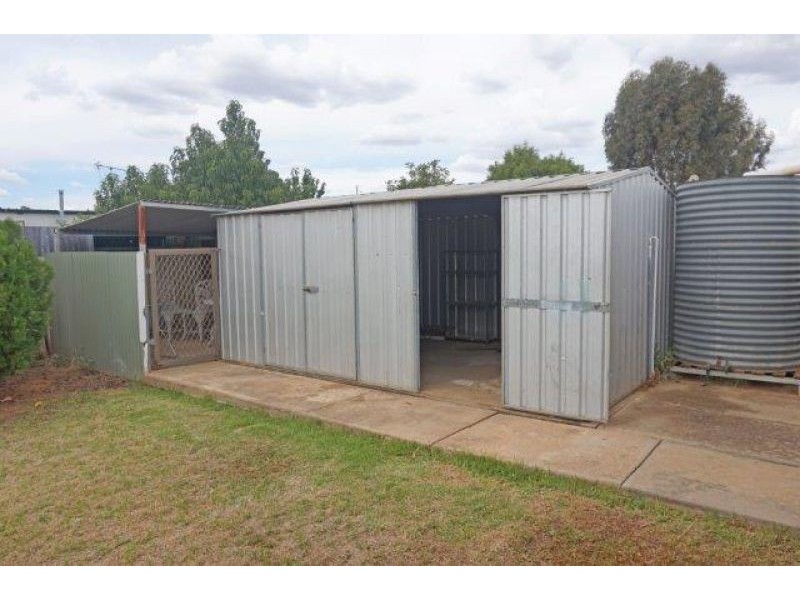 4 Hunter Street, Junee NSW 2663
