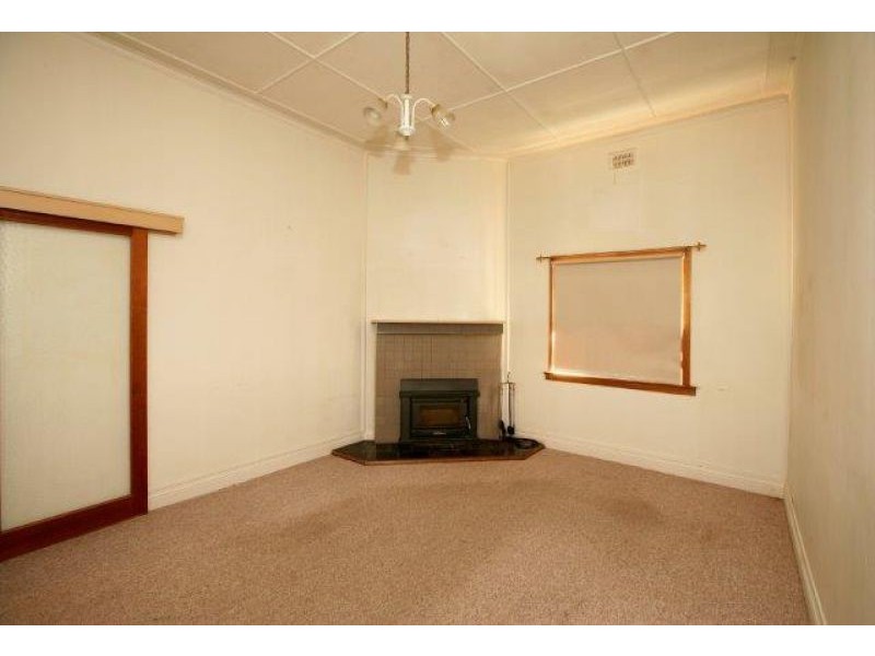 26 Bolton St, Junee NSW 2663