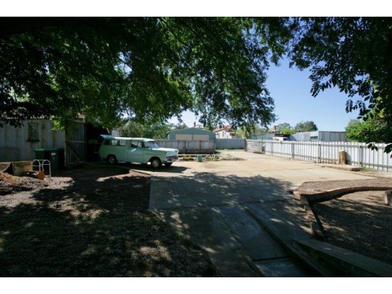 26 Bolton St, Junee NSW 2663