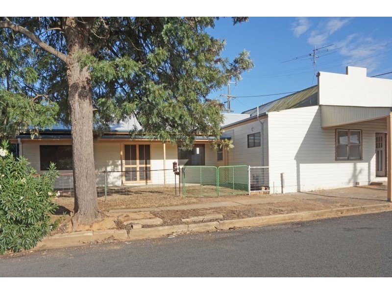 5 Harold Street, Junee NSW 2663