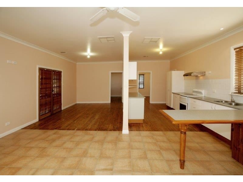 5 Harold Street, Junee NSW 2663