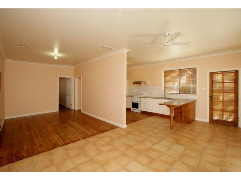 5 Harold Street, Junee NSW 2663