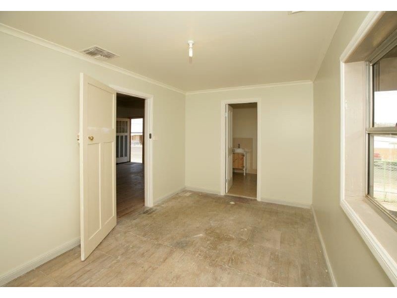 5 Harold Street, Junee NSW 2663