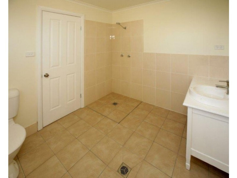 5 Harold Street, Junee NSW 2663