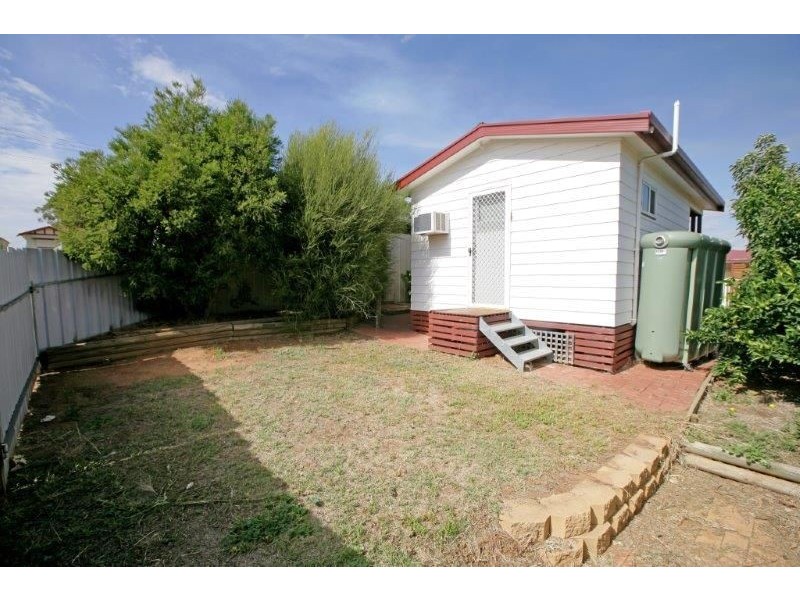 22 Cedric St, Junee NSW 2663
