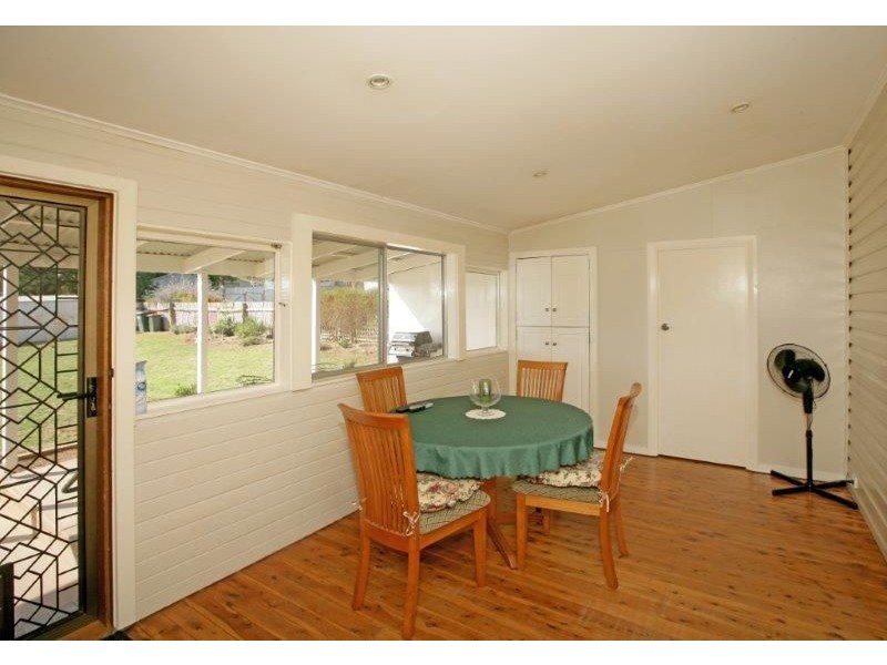 42 Hill St, Junee NSW 2663