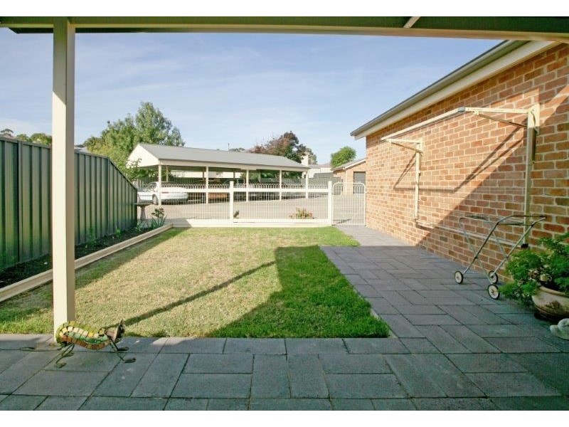 58 Bolton St, Junee NSW 2663
