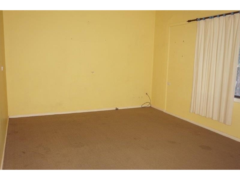 19 Cox St, Junee NSW 2663
