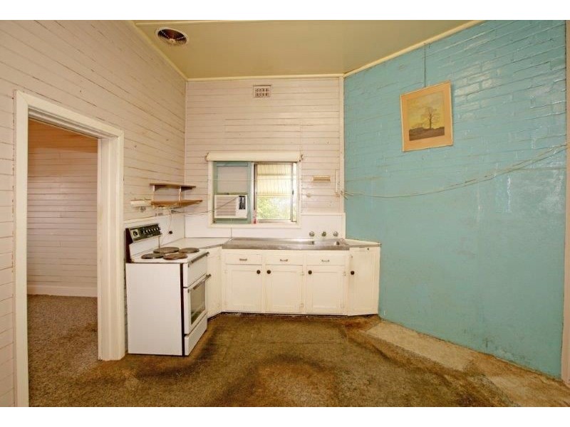 53 Regent St, Junee NSW 2663