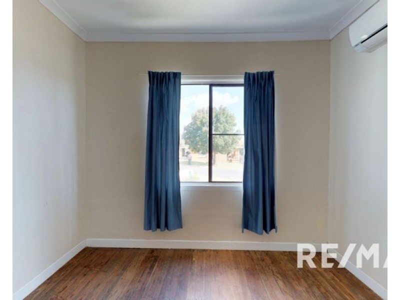 26 Fitzroy St, Junee NSW 2663