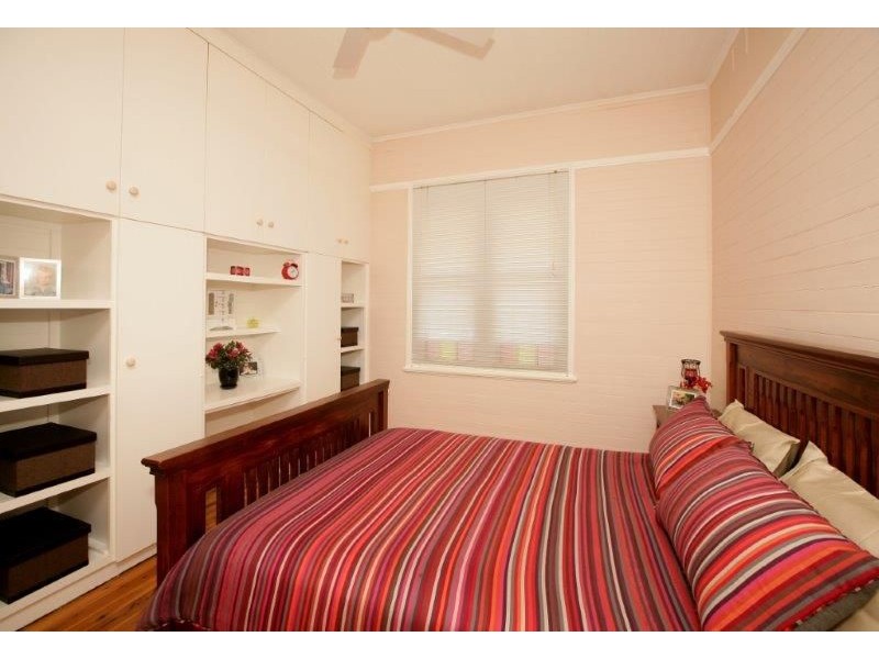 42 Hill St, Junee NSW 2663