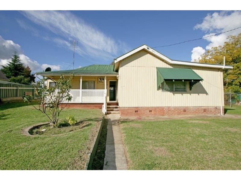 32 Ducker St, Junee NSW 2663
