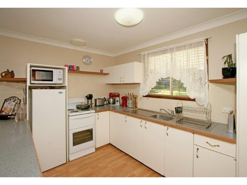 29 Hammond St, Junee NSW 2663