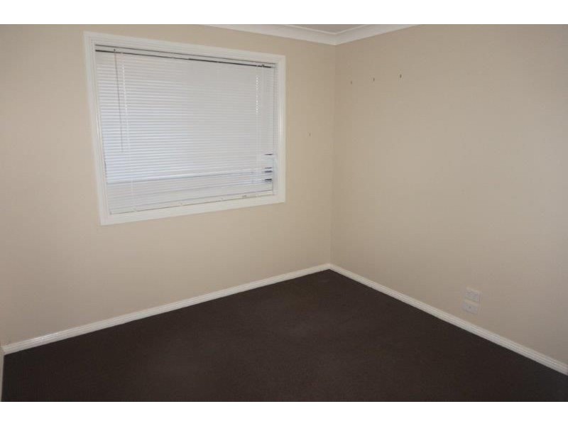 36 Loughan Rd, Junee NSW 2663