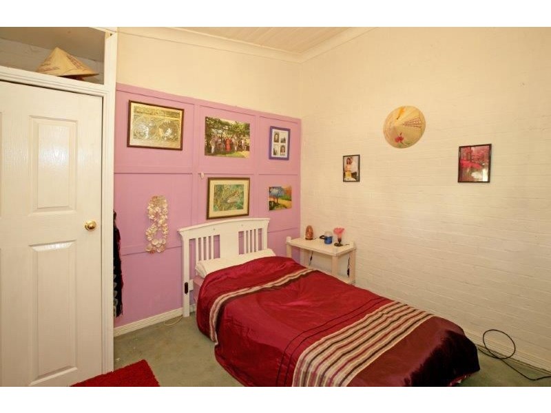 1 Edgar St, Junee NSW 2663