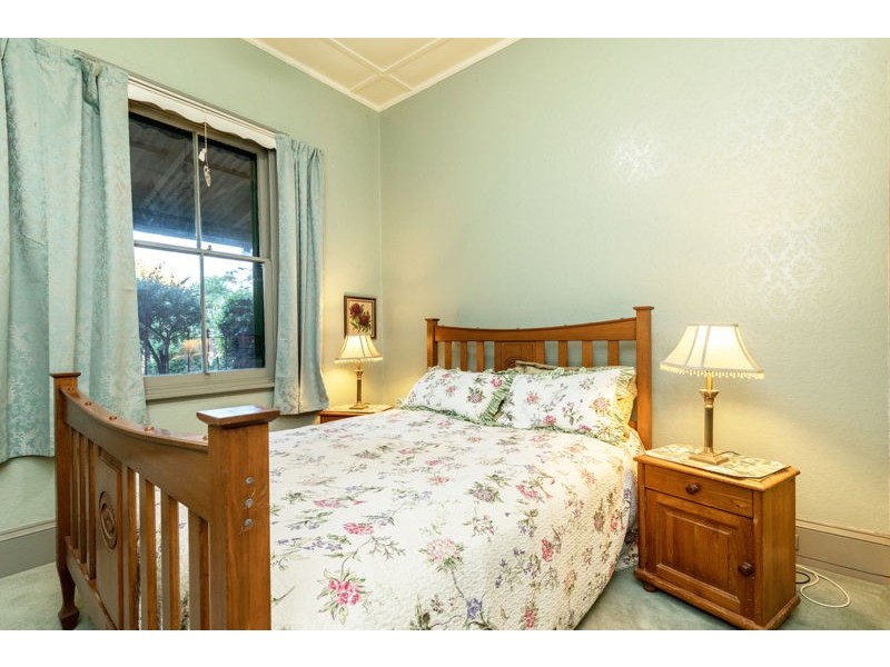 58 Kemp St, Junee NSW 2663