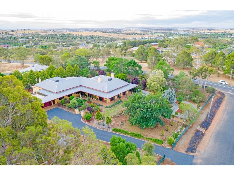 58 Kemp St, Junee NSW 2663