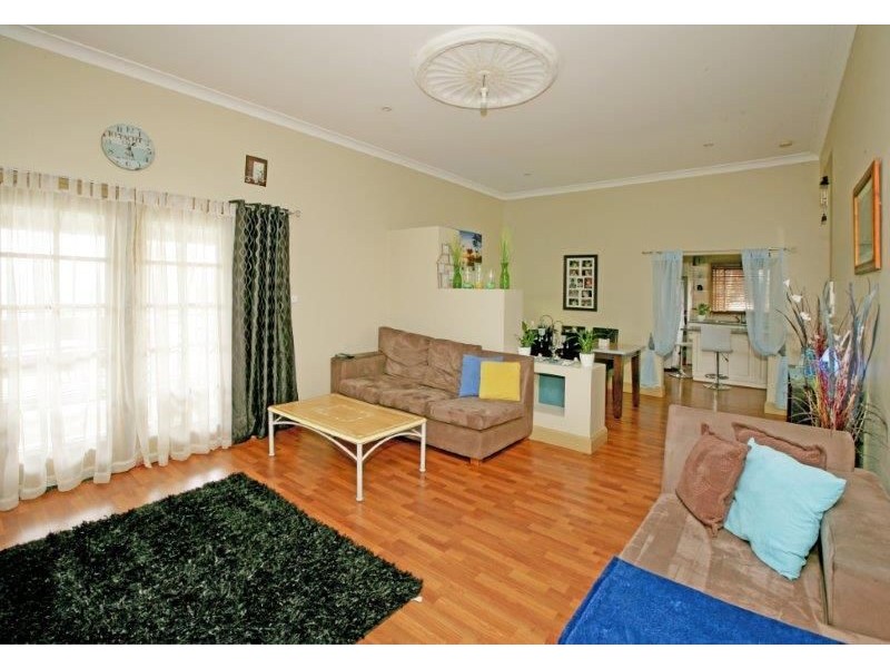 28 Wardle St, Junee NSW 2663