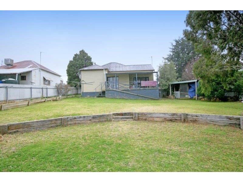 28 Wardle St, Junee NSW 2663
