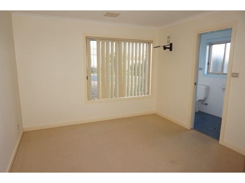 21 Hart St, Junee NSW 2663