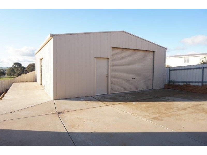 21 Hart St, Junee NSW 2663