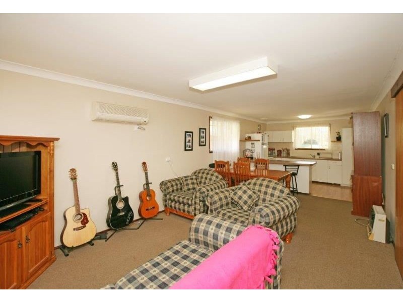 29 Hammond Street, Junee NSW 2663