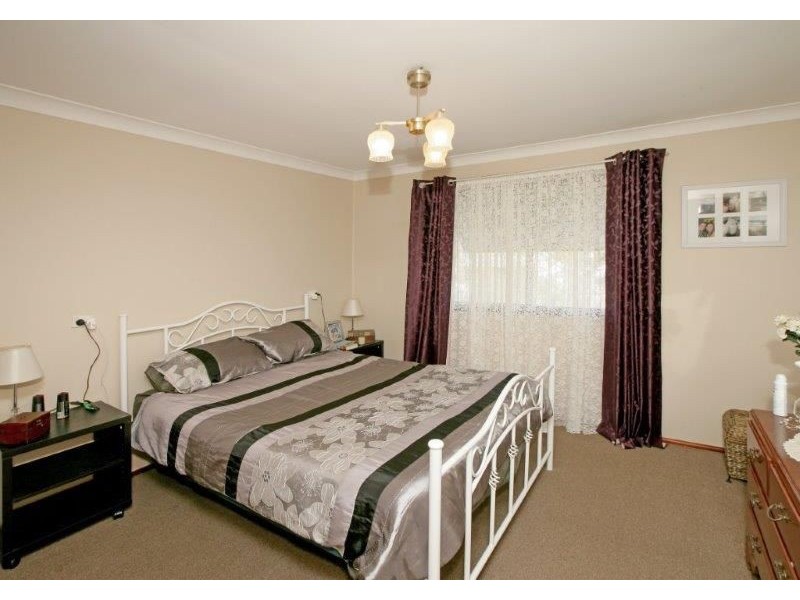 29 Hammond Street, Junee NSW 2663