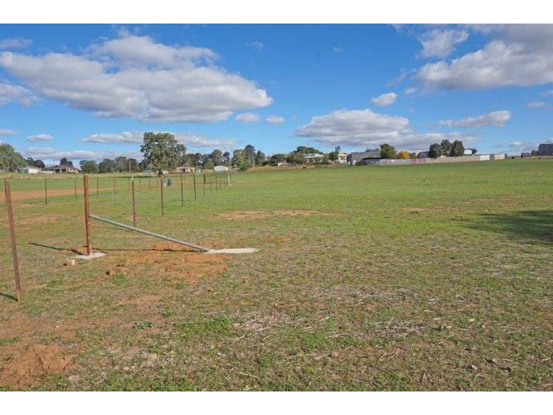 Lot 2 Kemp St, Junee NSW 2663