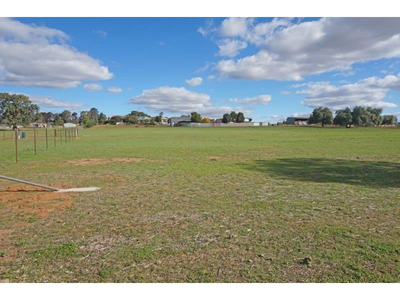 Lot 2 Kemp St, Junee NSW 2663